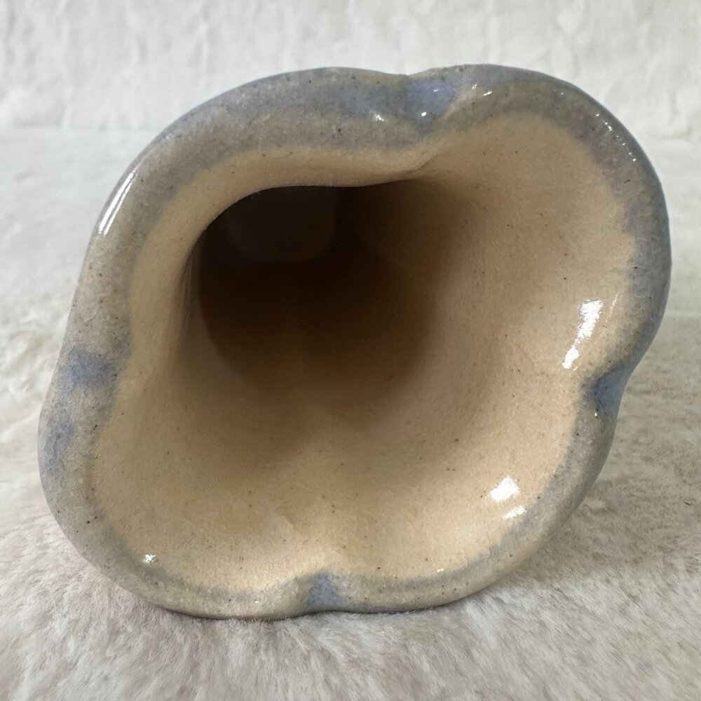 Vintage Vermont Mountain Meadows Pottery Bud Vase - Picture 4 of 5